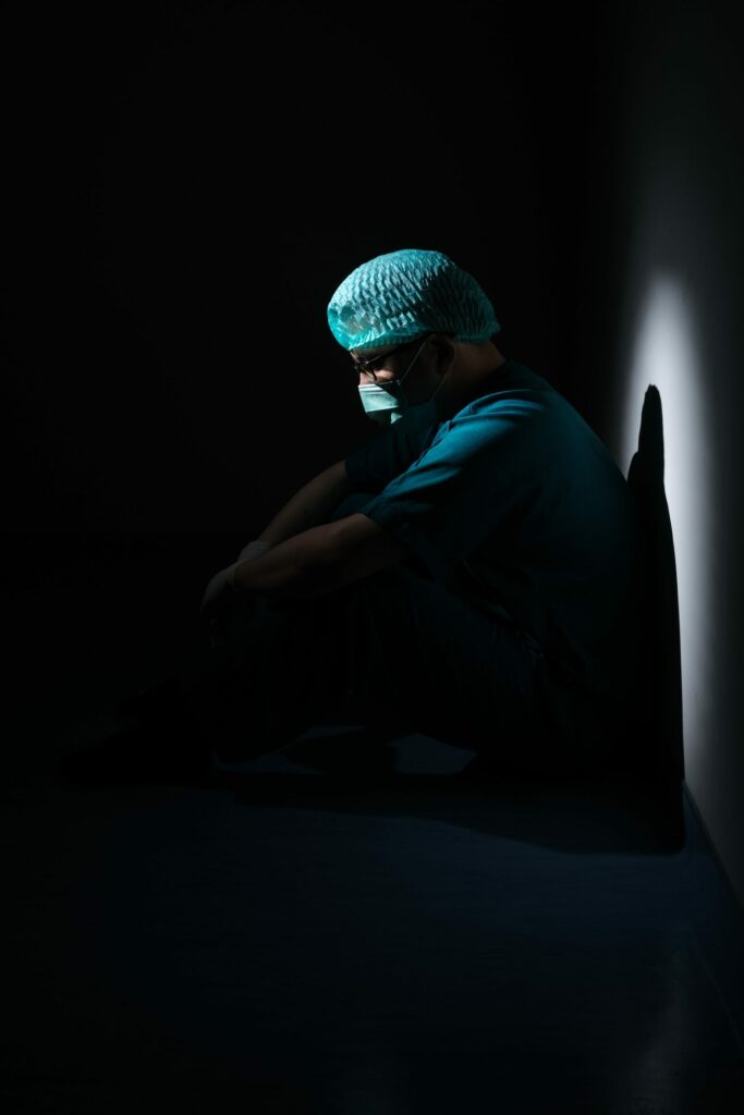 A integração da inteligência artificial na cirurgia reduzirá a taxa de ocorrência de erros humanos na medicina.