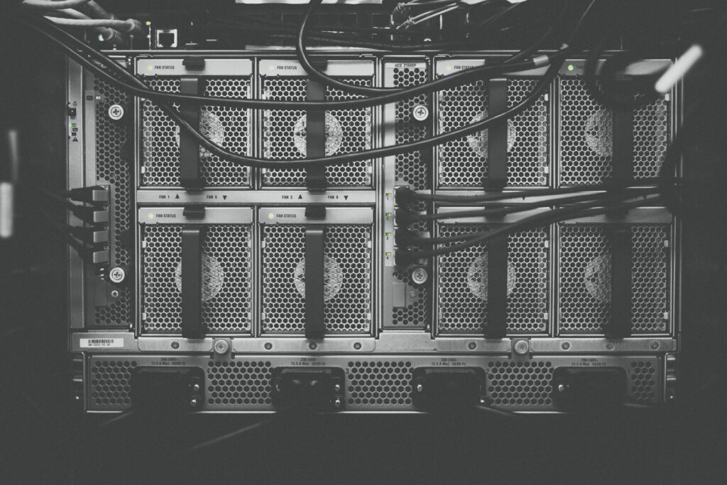 A forma como os dados são transmitidos entre os dispositivos é um dos principais componentes nos sistemas Máquina a Máquina.