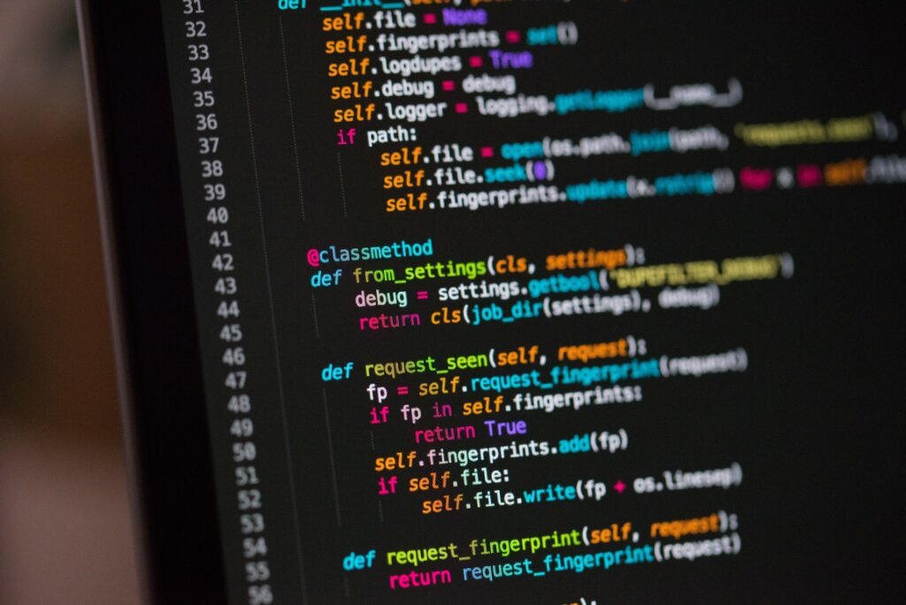 Os pacotes de aprendizado de máquina em Python também oferecem módulos para pré-processamento de dados, extração de características e avaliação de modelos, simplificando o fluxo de trabalho completo de aprendizado de máquina